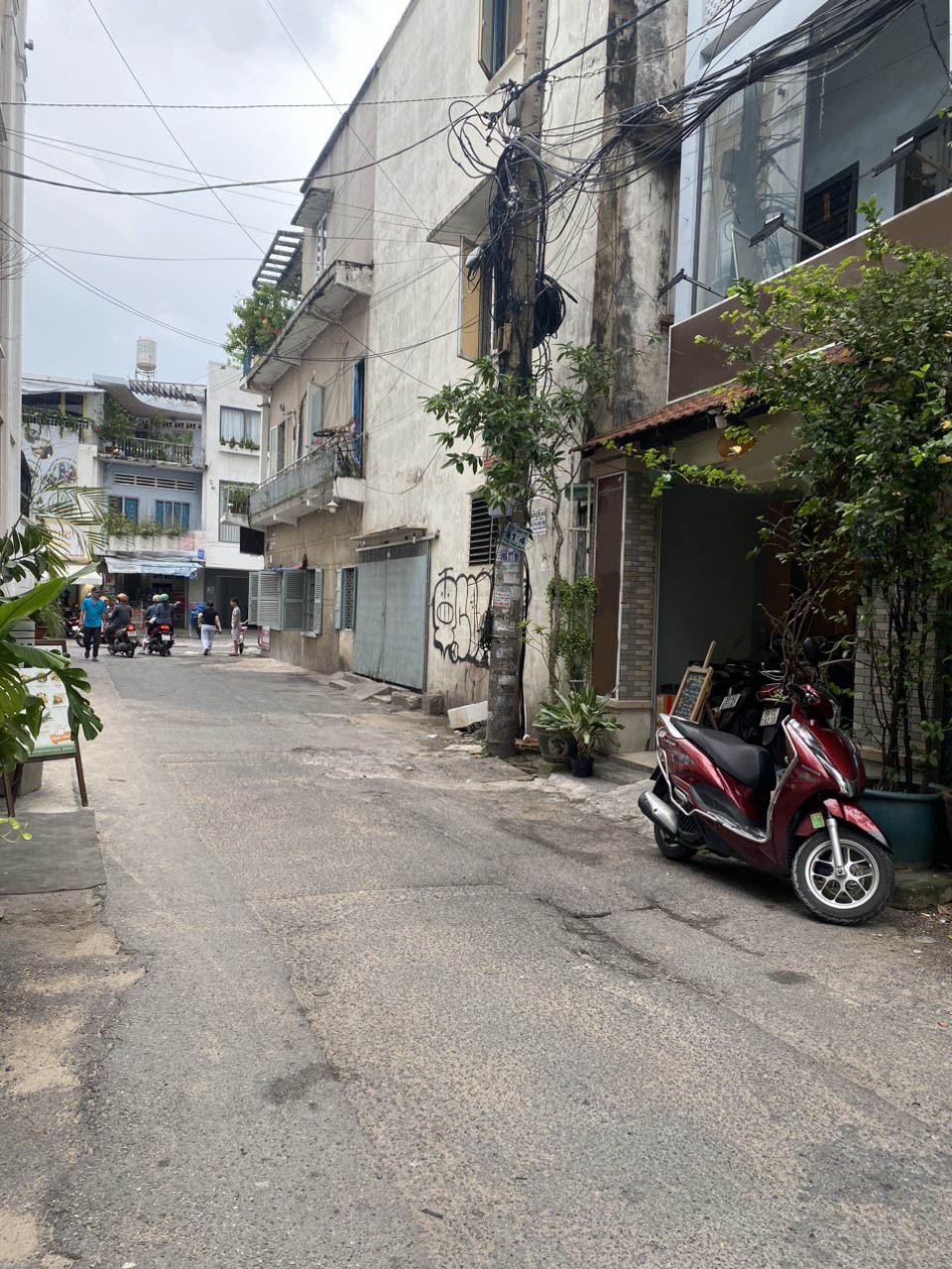 Cho thuê nhà mặt tiền Nguyễn Văn Nguyễn, P.Tân Định, Q.1